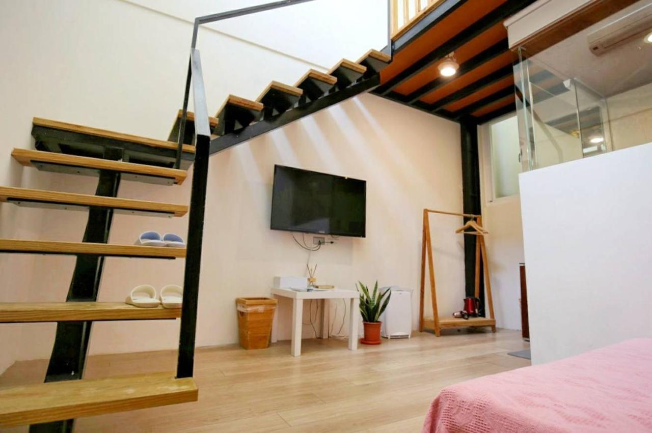 台南 ウィンドハウス Bed & Breakfast エクステリア 写真
