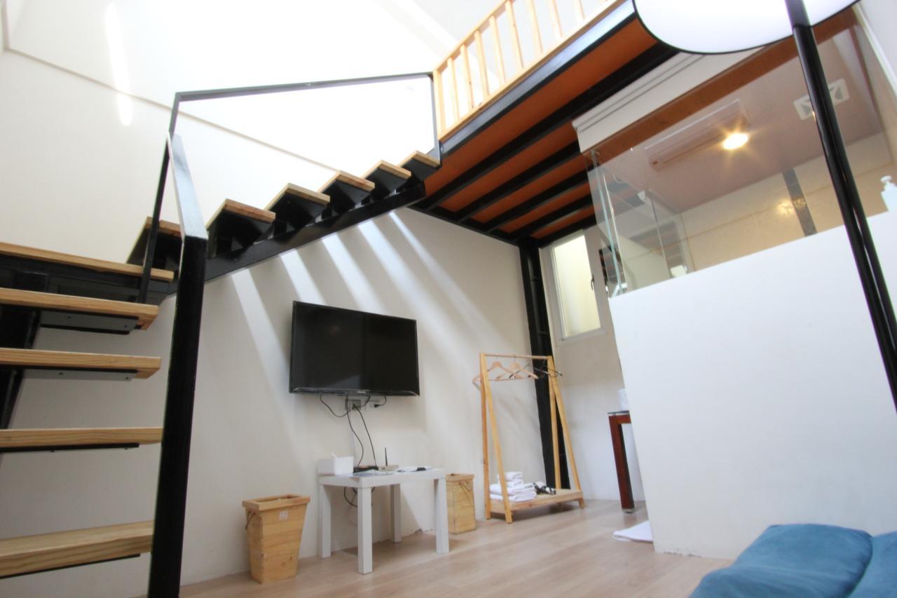 台南 ウィンドハウス Bed & Breakfast エクステリア 写真